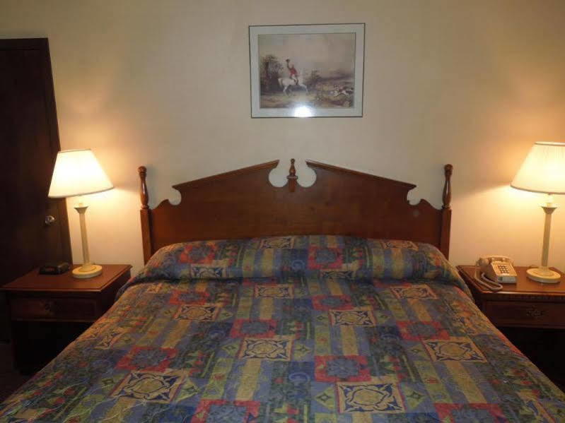 Knights Inn Endwell Ngoại thất bức ảnh