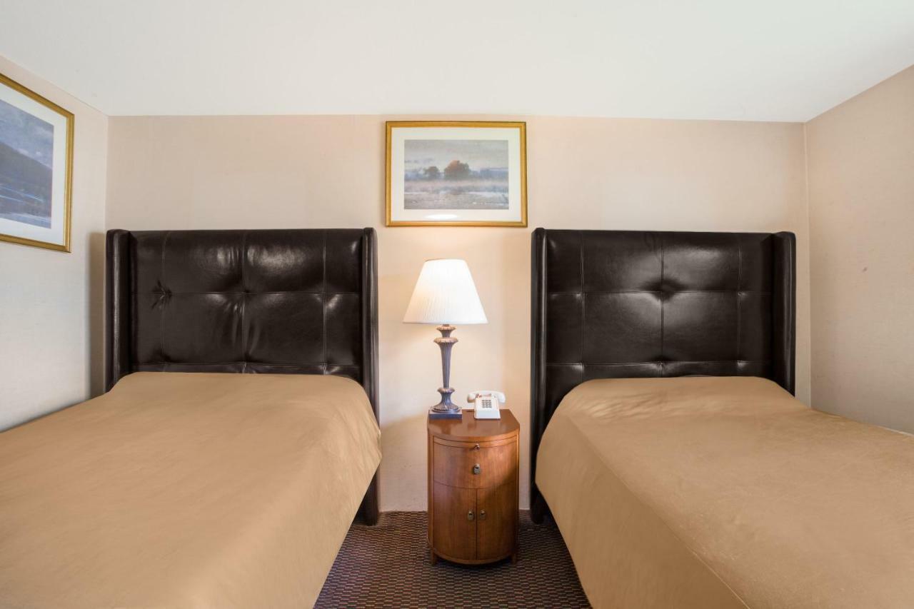 Knights Inn Endwell Ngoại thất bức ảnh