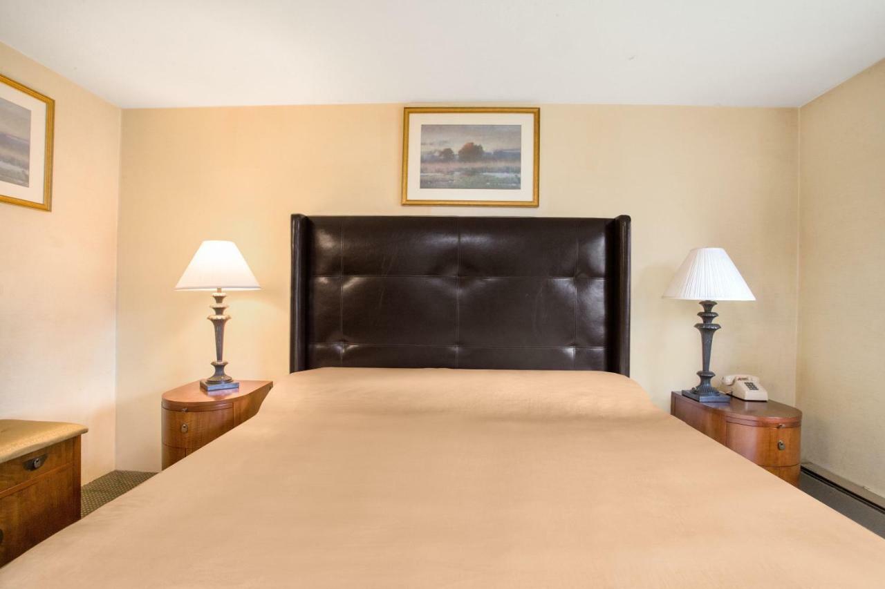 Knights Inn Endwell Ngoại thất bức ảnh